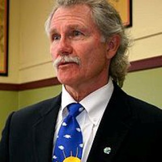 Former Oregon Gov. John Kitzhaber (Image: Wikipedia)